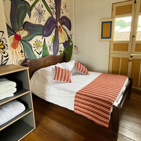 Hostal Ciudad De Segorbe Саленто Экстерьер фото
