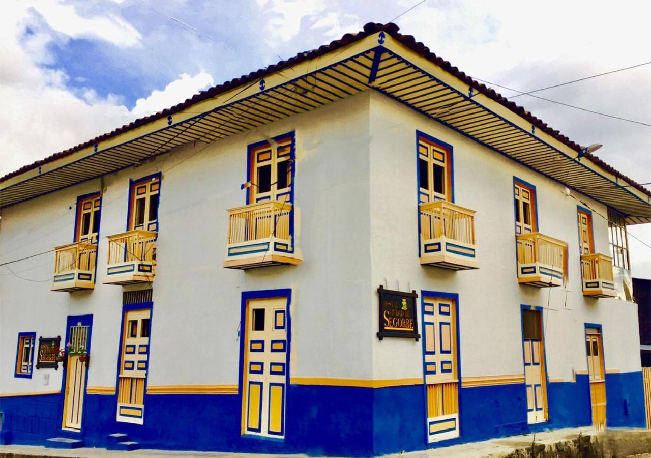 Hostal Ciudad De Segorbe Саленто Экстерьер фото