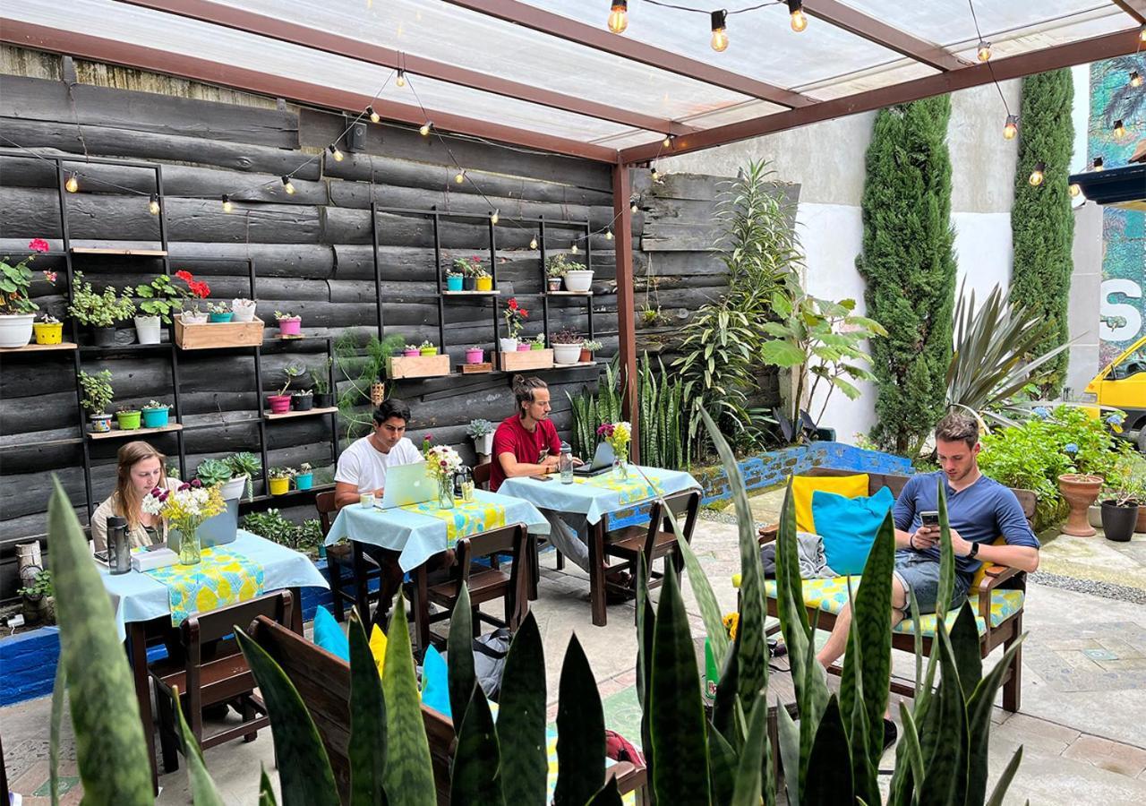 Hostal Ciudad De Segorbe Саленто Экстерьер фото