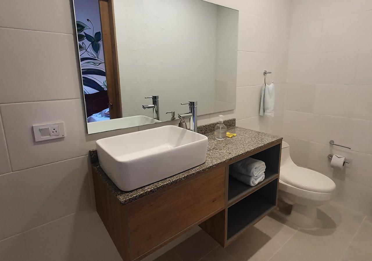 Hostal Ciudad De Segorbe Саленто Экстерьер фото