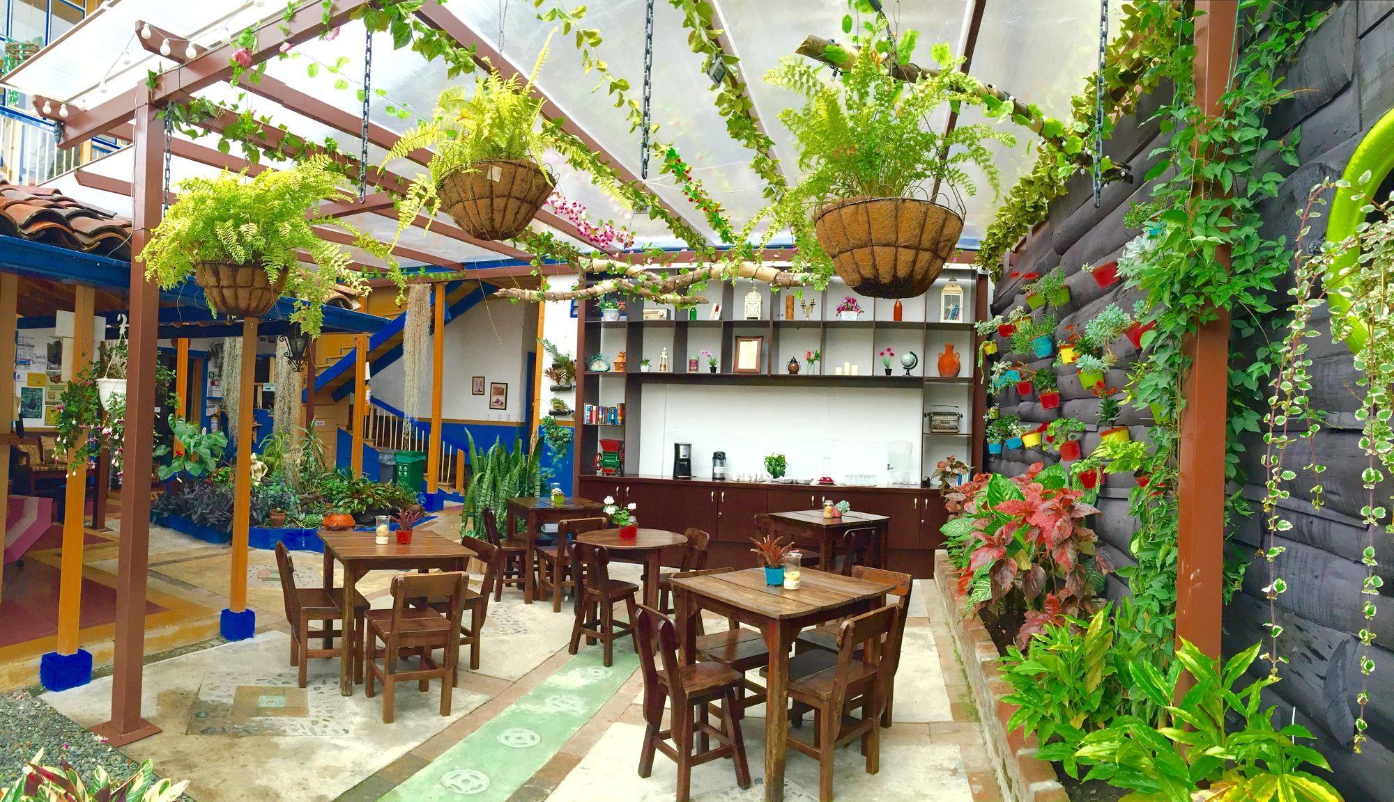 Hostal Ciudad De Segorbe Саленто Экстерьер фото