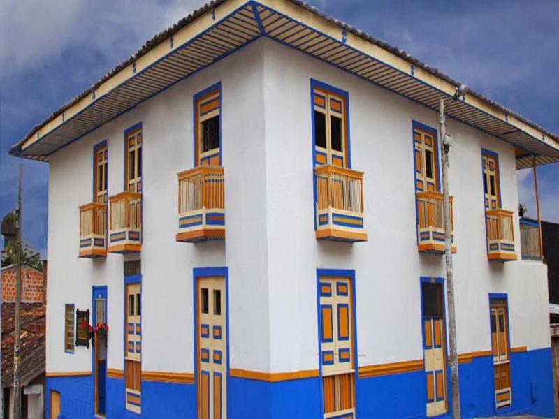 Hostal Ciudad De Segorbe Саленто Экстерьер фото