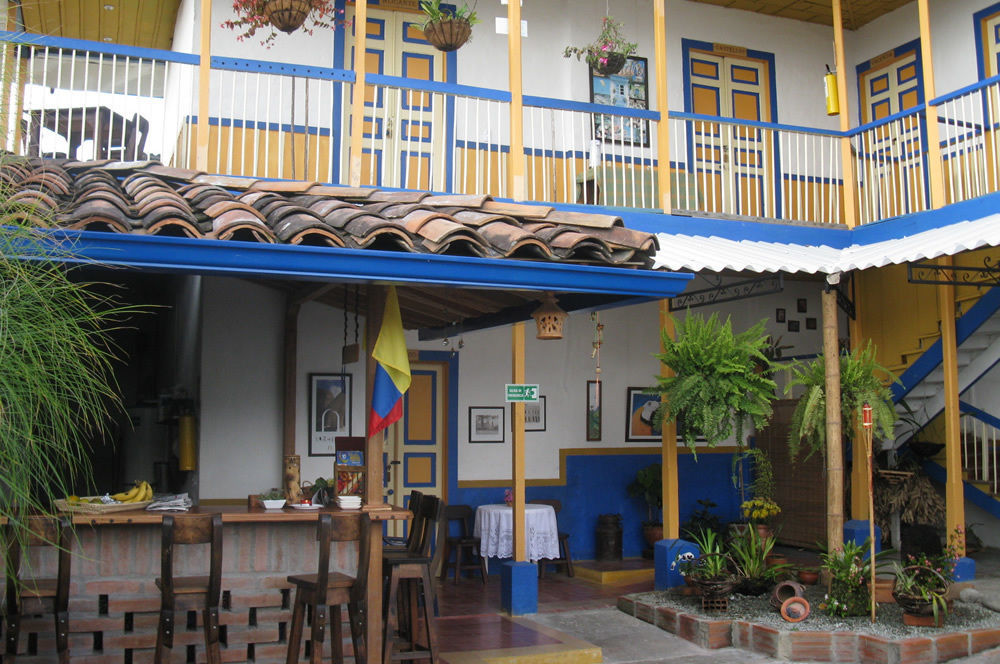 Hostal Ciudad De Segorbe Саленто Экстерьер фото