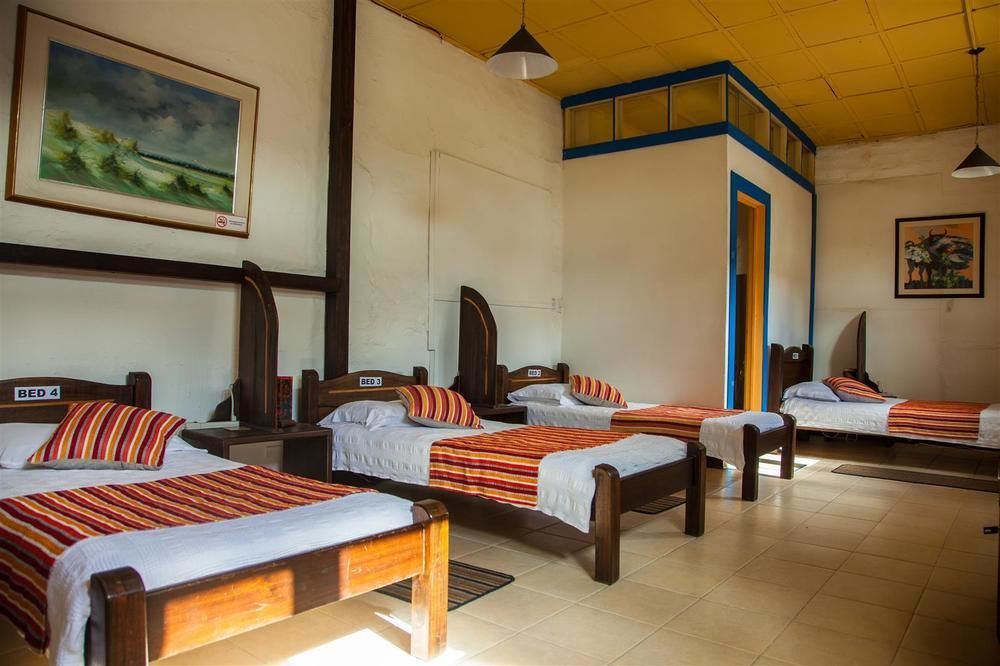 Hostal Ciudad De Segorbe Саленто Экстерьер фото